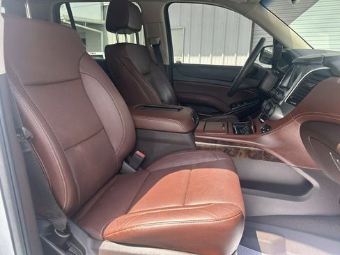 Used 2017 Chevrolet Tahoe Premier AWD/4WD image 12