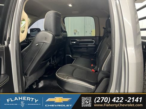 Used 2022 RAM 3500 Laramie AWD/4WD image 11