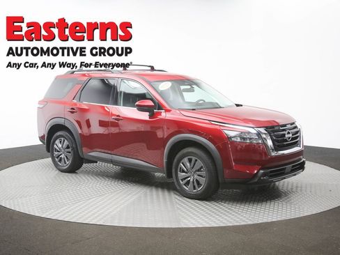 Used 2024 Nissan Pathfinder SV AWD/4WD image 50
