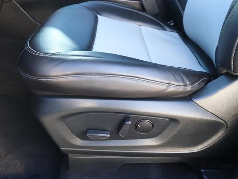 Certified 2023 Ford Explorer XLT w/ Equipment Group 202A image 15