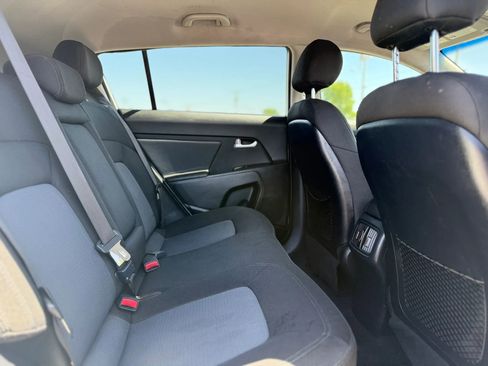 Used 2014 Kia Sportage LX AWD/4WD image 41
