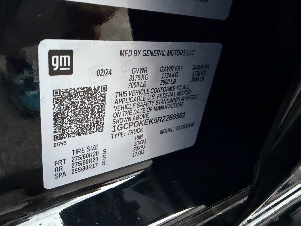 Used 2024 Chevrolet Silverado 1500 LT AWD/4WD image 19