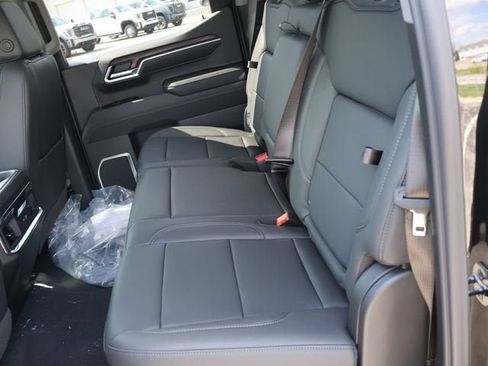 New 2026 GMC Sierra 1500 SLT w/ SLT Premium Package AWD/4WD image 15