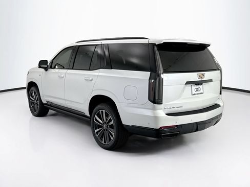 Used 2025 Cadillac Escalade Sport w/ LPO, Floor Liner Package AWD/4WD image 7