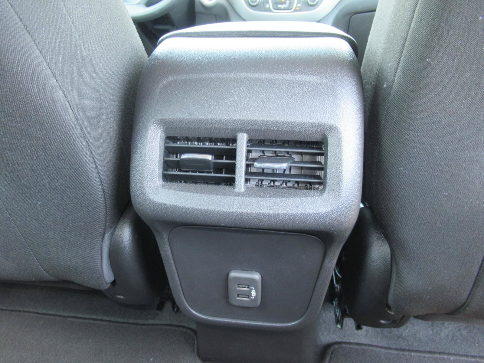 Used 2024 Chevrolet Equinox LS w/ Driver Confidence II Package FWD image 31