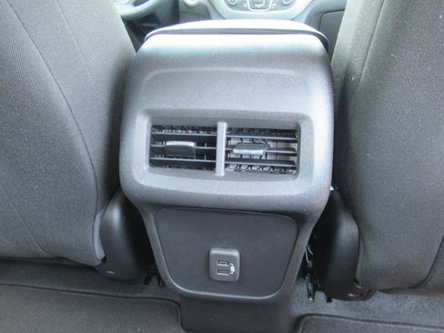 Used 2024 Chevrolet Equinox LS w/ Driver Confidence II Package FWD image 31