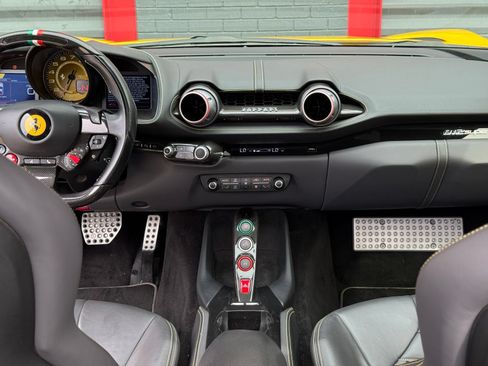Used 2019 Ferrari 812 Superfast RWD image 29