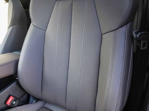 Certified 2025 Audi Q5 Premium Plus w/ Premium Plus image 23