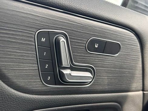 Used 2022 Mercedes-Benz GLA 250 image 17