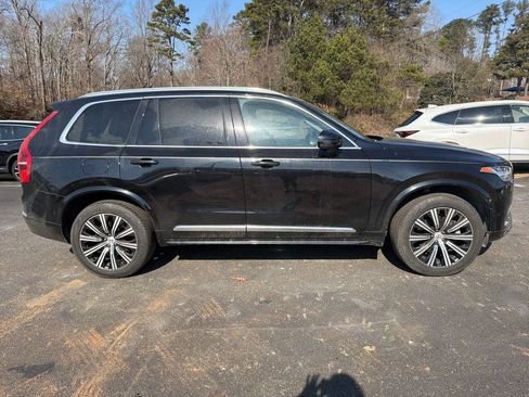 Certified 2023 Volvo XC90 B5 Plus w/ Protection Package Premier image 7