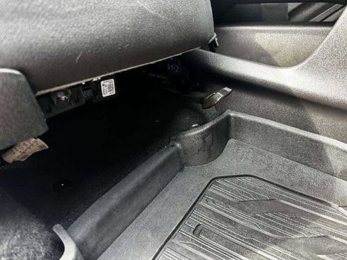 Used 2022 GMC Terrain SLE w/ Driver Convenience Package FWD image 65