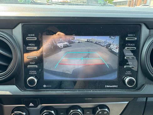 Used 2022 Toyota Tacoma SR AWD/4WD image 23