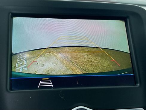 Used 2020 Chevrolet Equinox LT FWD image 15