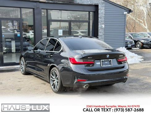 Used 2022 BMW 330i xDrive Sedan w/ Driving Assistance Package image 21