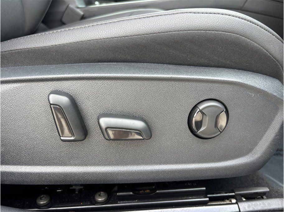 Used 2021 Volkswagen Arteon SE FWD image 38