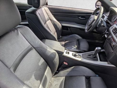 Used 2011 BMW 328i Convertible image 16
