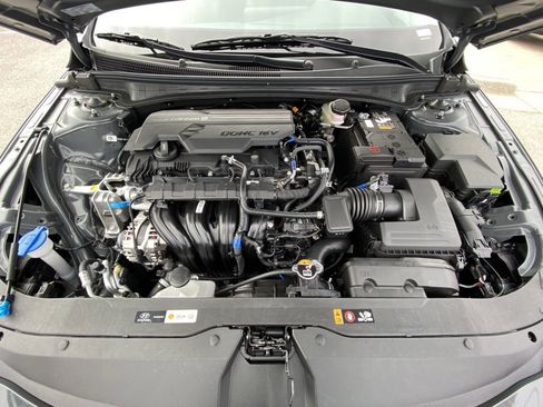 New 2026 Hyundai Elantra SE image 30