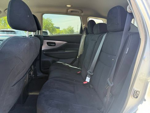 Used 2021 Nissan Murano S FWD image 9