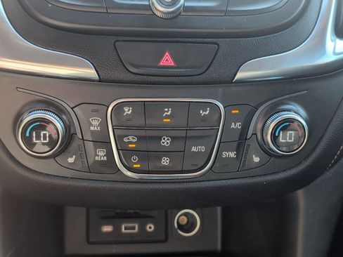 Used 2021 Chevrolet Equinox Premier w/ Redline Edition FWD image 23