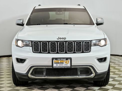 Used 2018 Jeep Grand Cherokee Limited AWD/4WD image 4