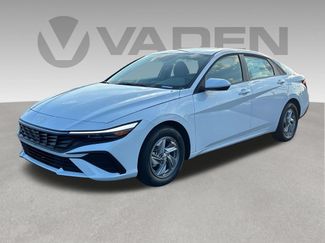 New 2026 Hyundai Elantra SE FWD video 1