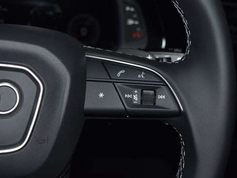 New 2026 Audi Q8 Premium Plus image 9