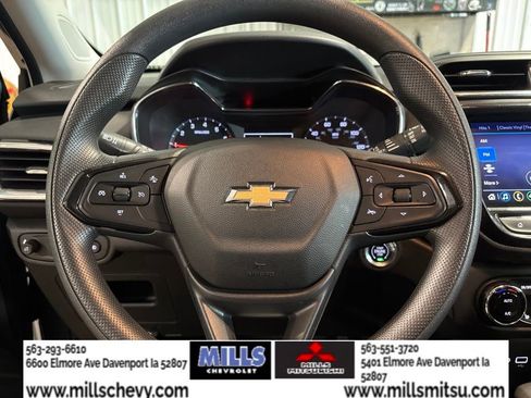 Used 2023 Chevrolet TrailBlazer LT w/ Convenience Package AWD/4WD image 26