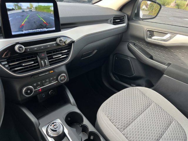 Certified 2020 Ford Escape SE AWD/4WD image 31