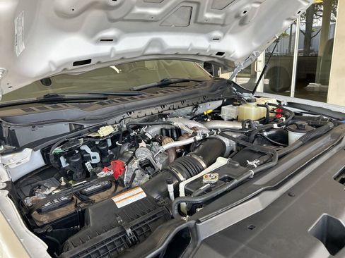 Used 2024 Ford F350 XL image 10