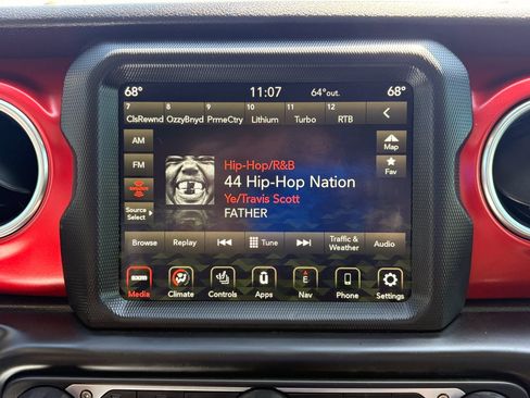 Used 2020 Jeep Gladiator Rubicon AWD/4WD image 21