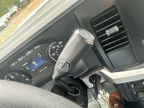 New 2026 Ford F350 XL w/ XL Chrome Package image 24