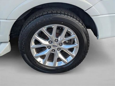Used 2017 Ford Expedition EL Limited image 25