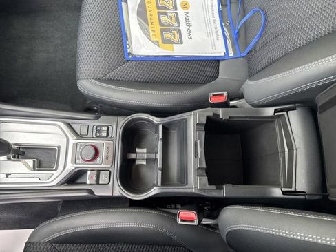 Used 2021 Subaru Forester Premium AWD/4WD image 11