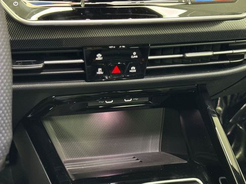 New 2026 Volkswagen GTI SE FWD image 20