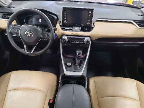 Certified 2020 Toyota RAV4 Limited w/ Carpet Mat Package AWD/4WD image 2