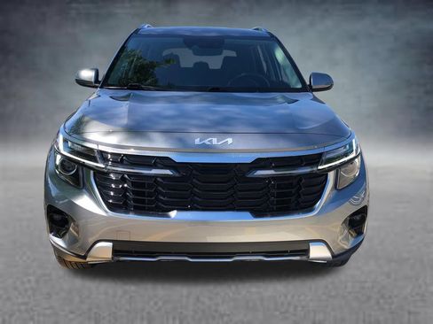 Used 2024 Kia Seltos S AWD/4WD image 17