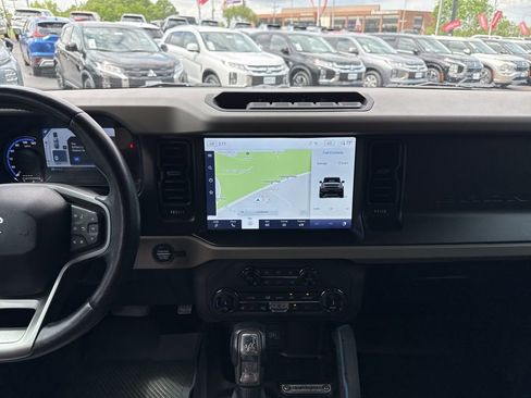 Used 2022 Ford Bronco Wildtrak AWD/4WD image 39