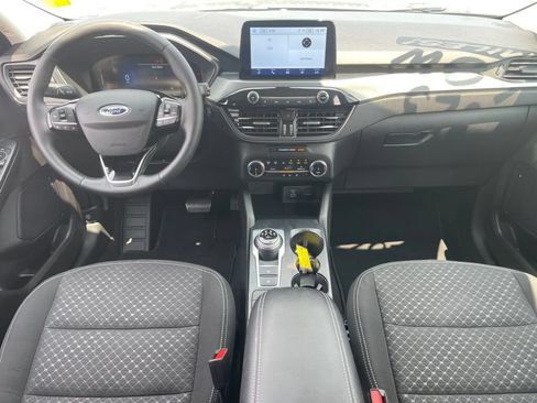 Used 2023 Ford Escape Active AWD/4WD image 30