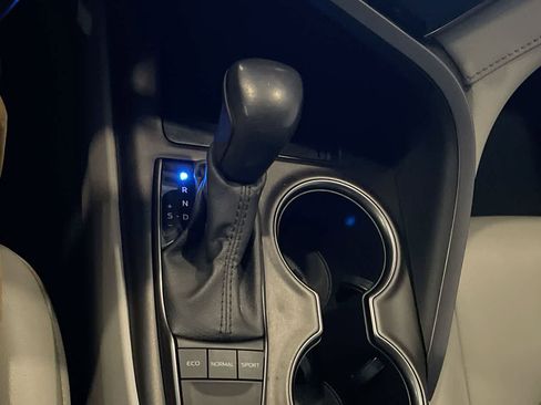 Used 2022 Toyota Camry SE image 20