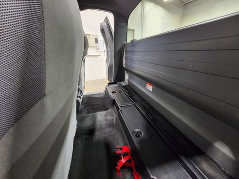 Used 2015 Toyota Tacoma 4x4 Access Cab image 29