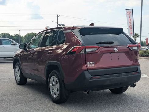 Certified 2024 Toyota RAV4 LE FWD image 5