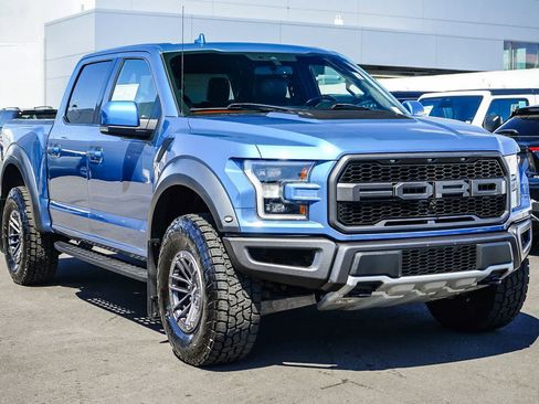 Used 2019 Ford F150 Raptor w/ Equipment Group 802A Luxury AWD/4WD image 3