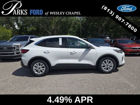 Used 2023 Ford Escape Active w/ Tech Pack #1 FWD image 4