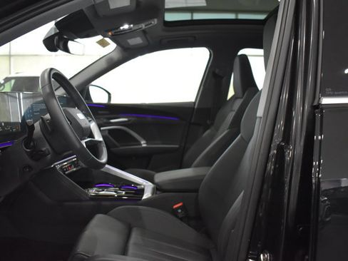 Used 2025 Audi Q5 Premium Plus w/ Premium Plus AWD/4WD image 11