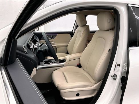 Certified 2023 Mercedes-Benz GLA 250 image 16