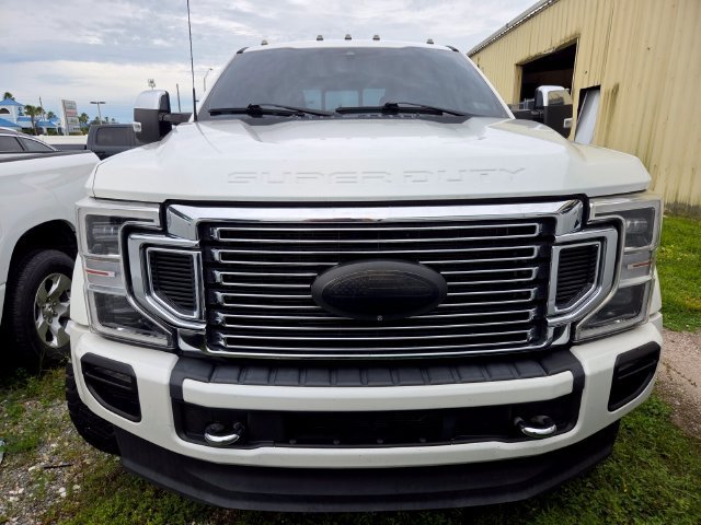 Used 2022 Ford F450 Platinum w/ FX4 Off-Road Package AWD/4WD image 2