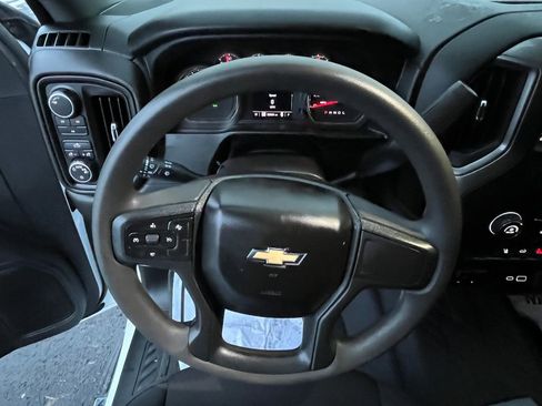 Certified 2024 Chevrolet Silverado 2500 Custom w/ Custom Convenience Package image 12
