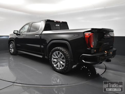 Used 2022 GMC Sierra 1500 Denali w/ Denali Reserve Package AWD/4WD image 5