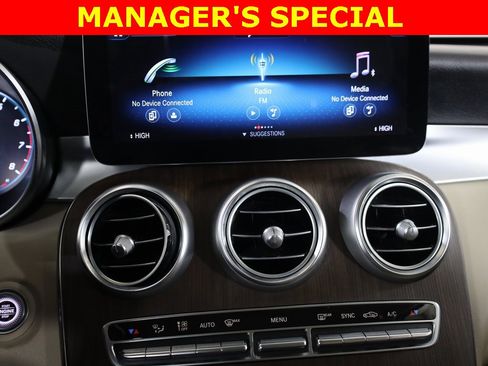 Used 2021 Mercedes-Benz GLC 300 GLC 300 image 20