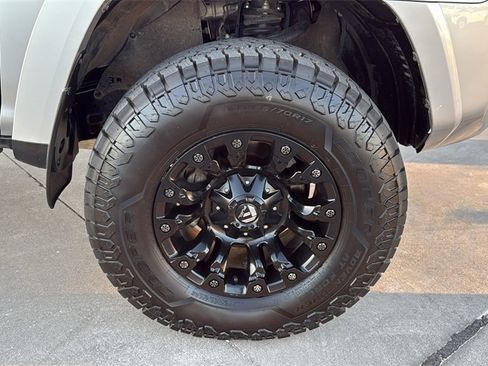 Used 2022 Toyota 4Runner SR5 image 34